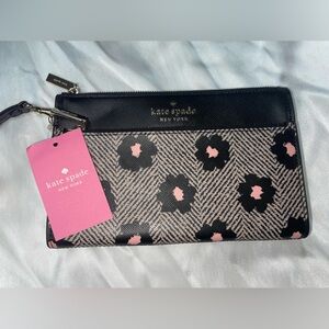 Kate Spade  Wristlet